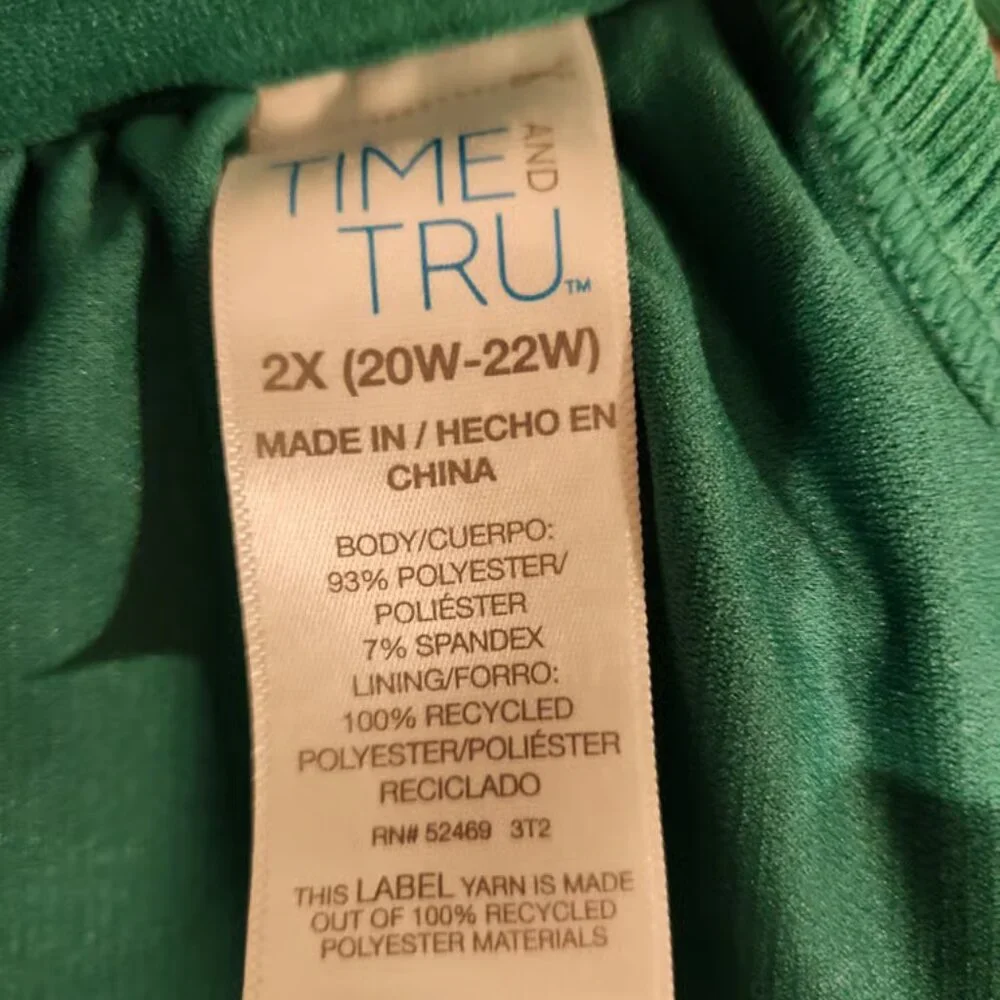 NEW Green top / swimsuit top 2X ( 20W-22W)